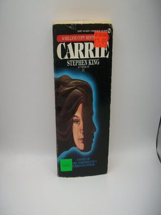 Item #132462 Carrie. Stephen King